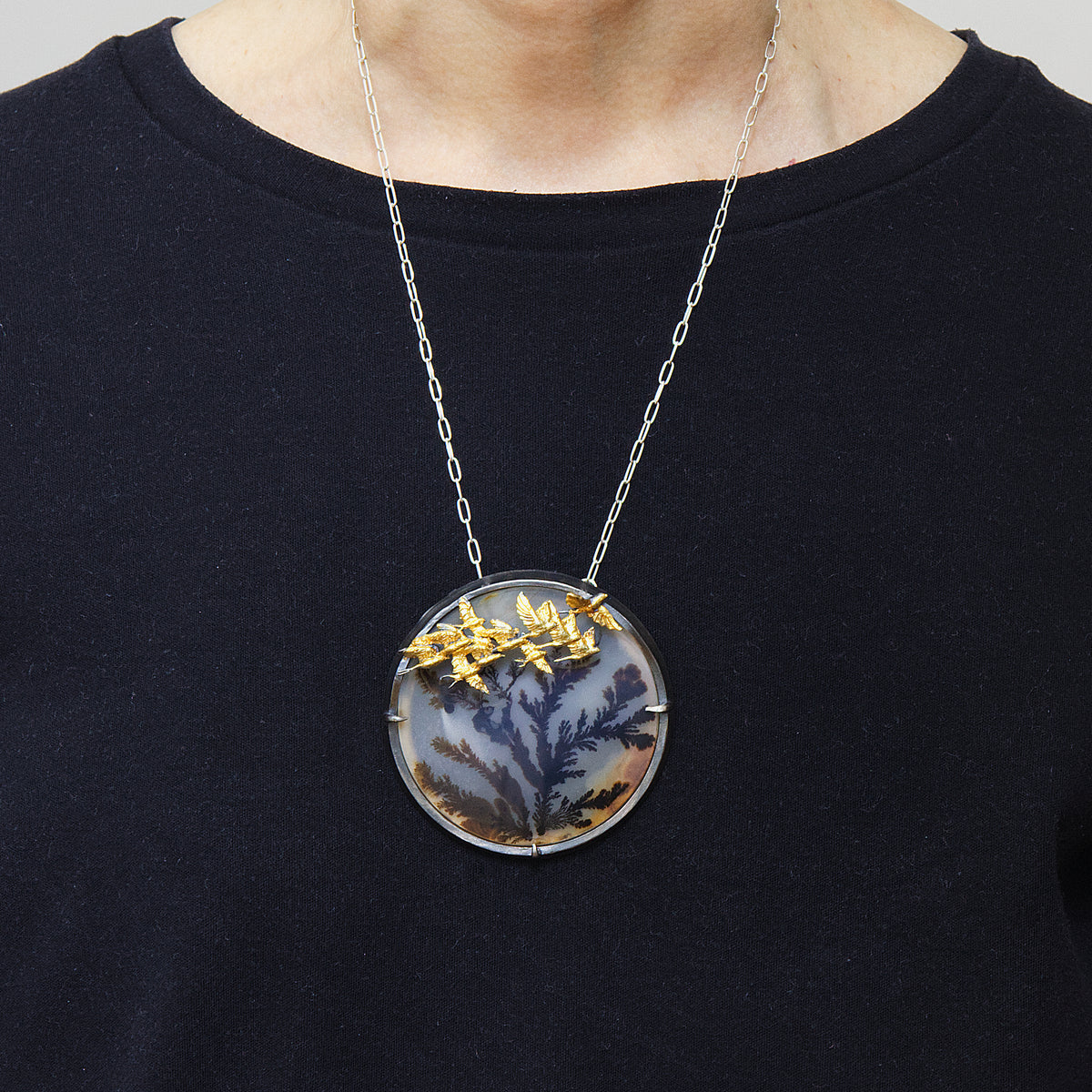 Hanging Bush Brooch Pendant